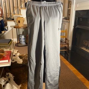 Under Armour youth large jogger. They are gray with black leg accents.